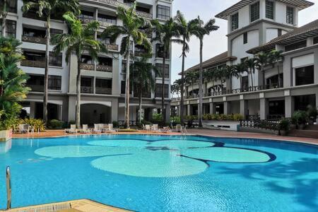 Mahkota Hotel Apartment Melaka Экстерьер фото